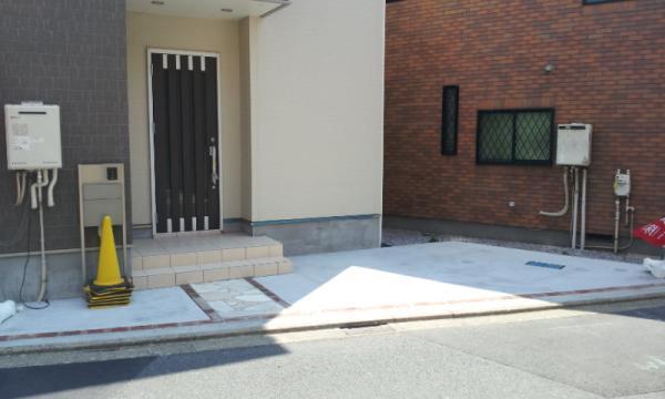 Parking lot