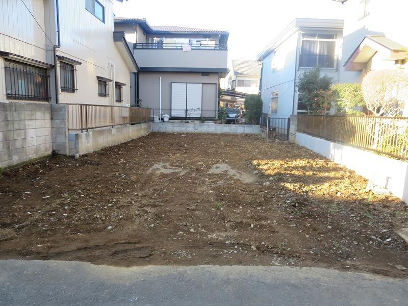 Local land photo. Local (12 May 2013) Shooting