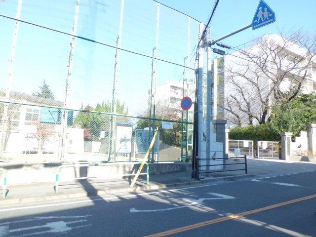 Junior high school. It junior high school student is also Rakuchin closer to home tired in the 440m study and extracurricular activities to Kizaki junior high school! 
