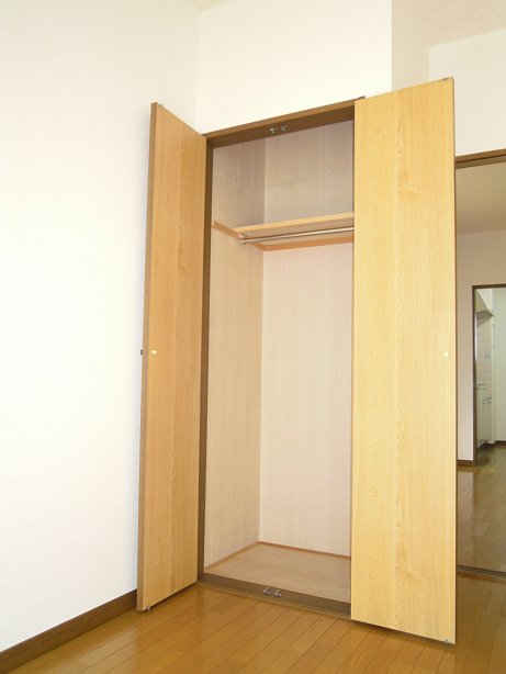 Receipt. Closet in the 5.7 Pledge of Western-style