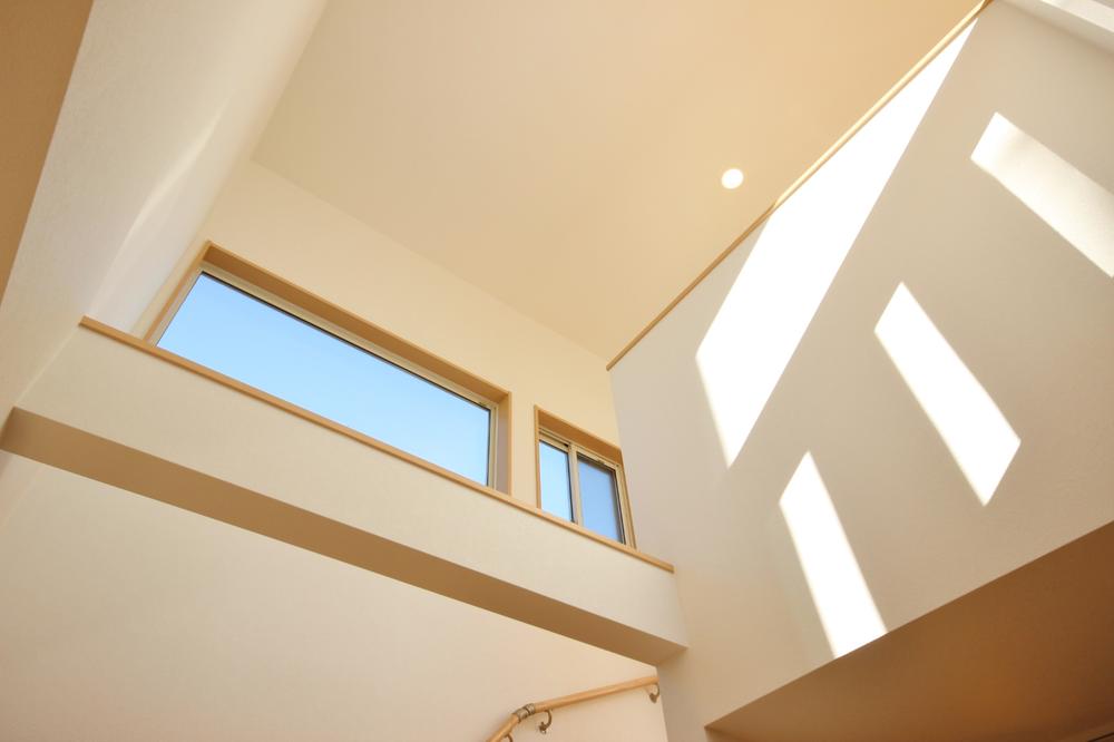 Living. A Building atrium.