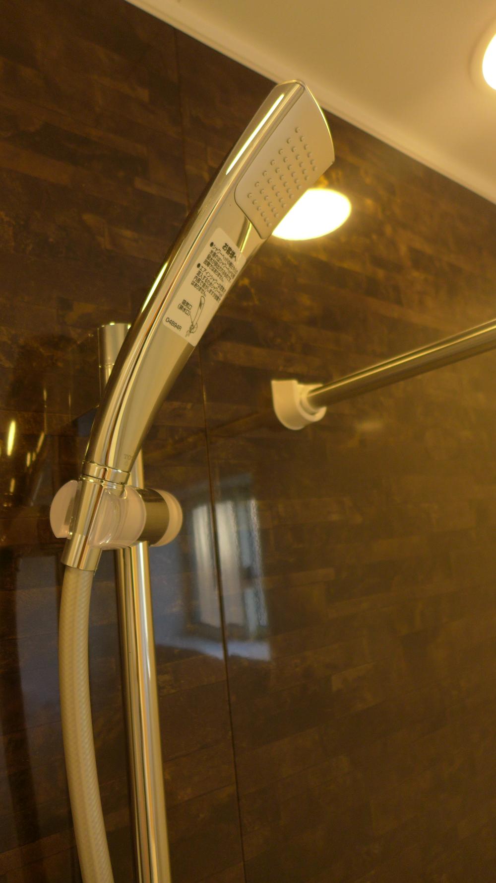 Bathroom. metal ・ Taste of the shower head.