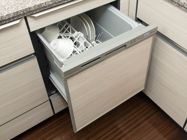Kitchen.  [Dish washing and drying machine] Also be improved housework efficiency there is a water-saving effect.