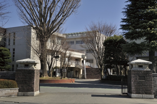 Prefectural Urawa High School (650m / A 9-minute walk)