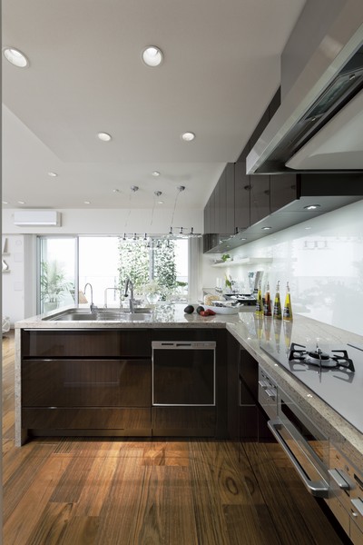 Ellesmere kitchen. Ease of use and customer feedback to shape attractive (same specifications)