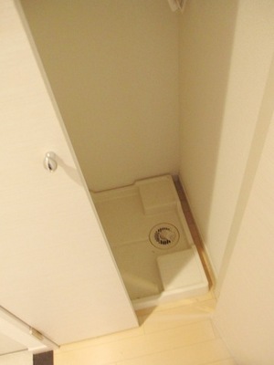 Other. Washing machine is as hide! 