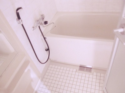 Bath. Likely to heal the body was tired calm bathtub!