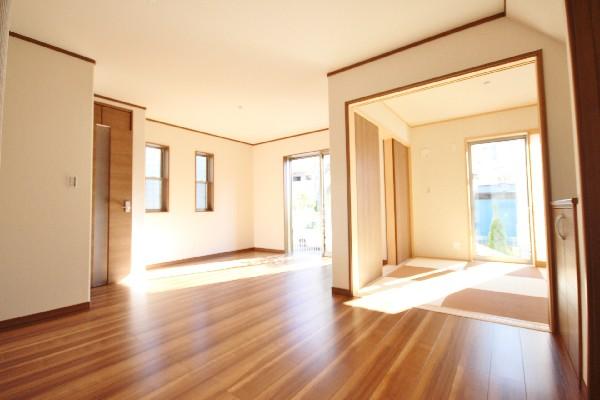 Living. Detached interior introspection Pictures - awash in bright sunshine from living the south side of the window.