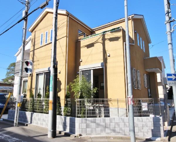Local appearance photo. Appearance of the appropriate city blocks in the mansion district of Motomachi.