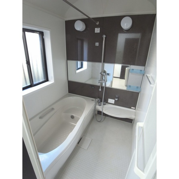 Bath. Hitotsubo bath bathroom dry with