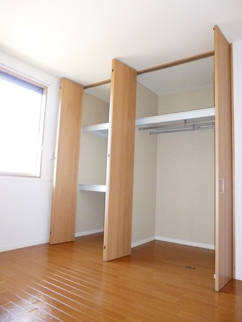 Receipt. A storage capacity storage & closet you can store plenty