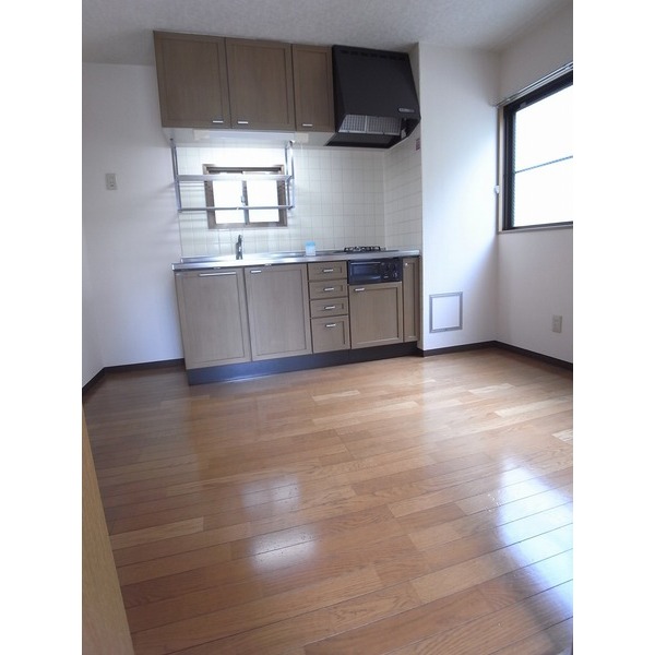 Living and room. DK6 Pledge