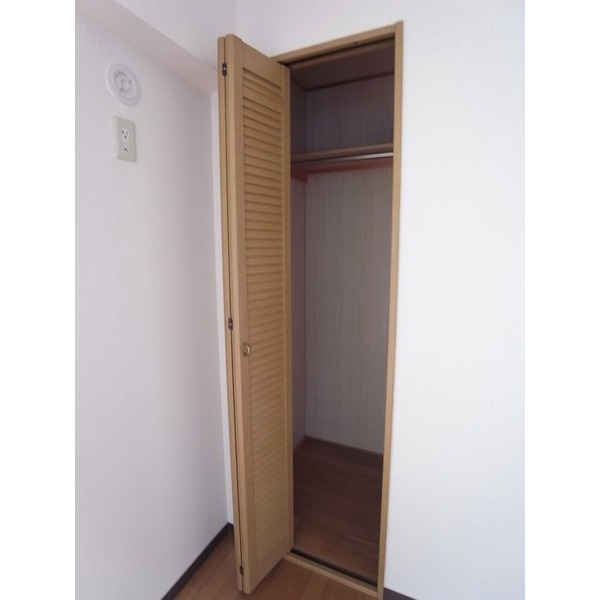 Receipt. Western-style housing