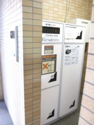 Other common areas. Delivery Box