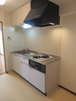 Kitchen. Gas two-burner system Kitchen! 