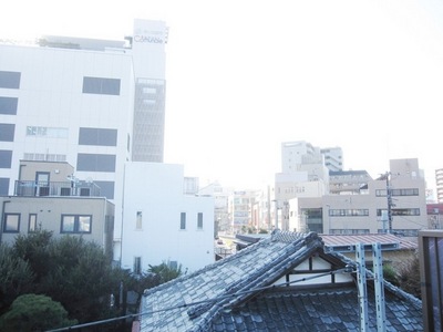 View. This urban landscape!