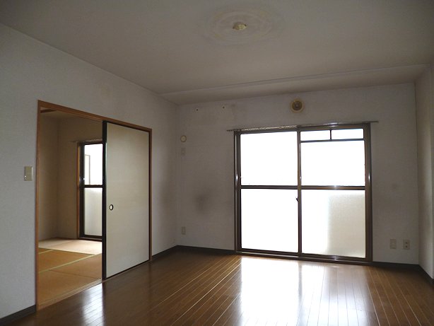 Living and room. Bright living room facing the southwest balcony