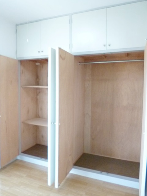 Receipt. Plenty of storage