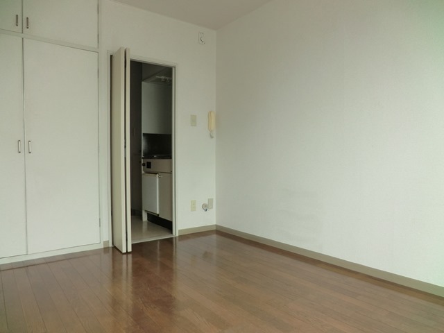 Living and room. ☆ Beautiful room ☆