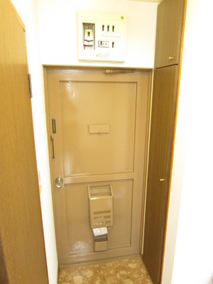 Entrance. You unlucky entrance storage