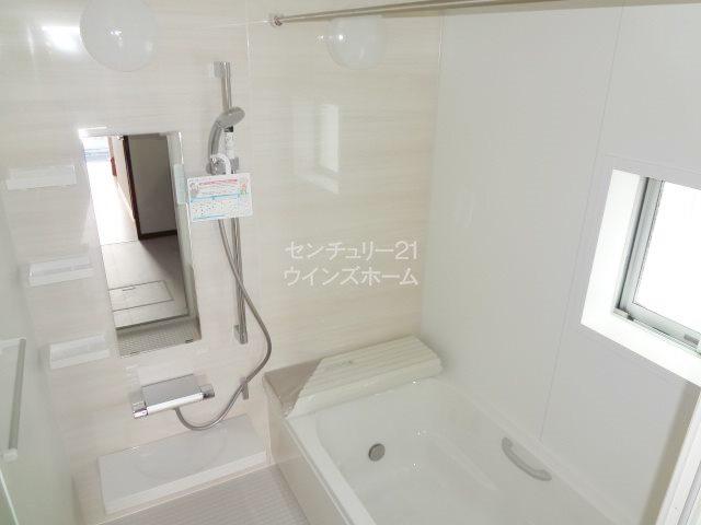 Bathroom. Bathroom (10 May 2013) Shooting