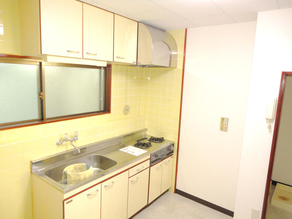 Other. Spacious kitchen