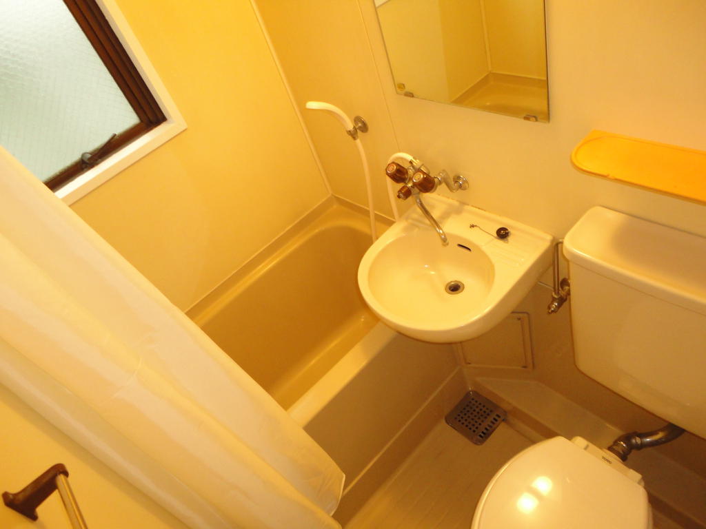 Other. In the bathroom Madoyu