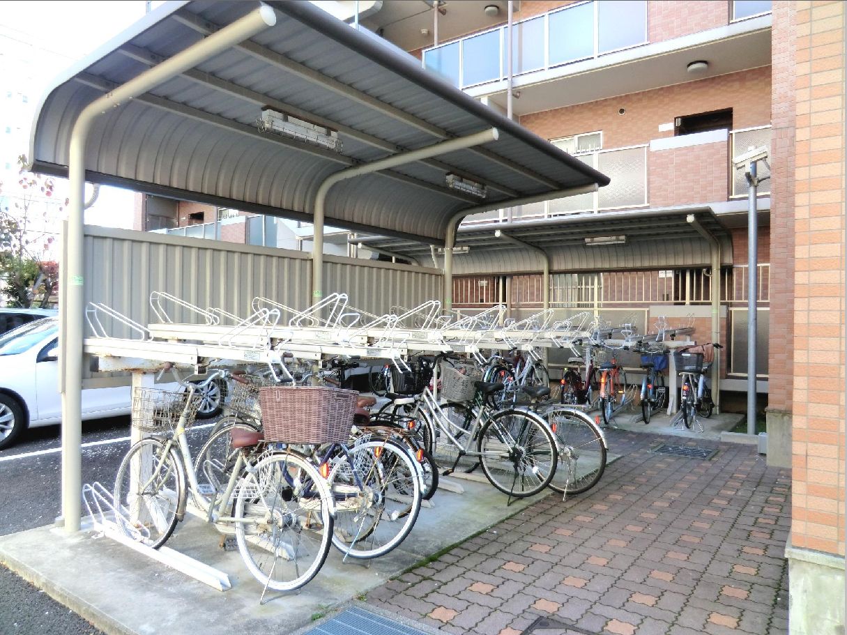 Other common areas. Parking Space Available roofed