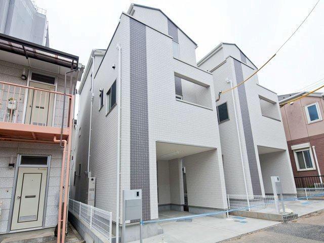 Local appearance photo. Building 2: Indoor (July 2013) Shooting