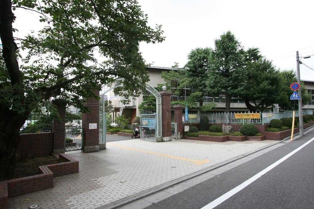 Junior high school. 825m to Saitama City Coast Junior High School