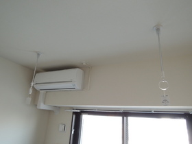 Other Equipment. Air conditioning ・ Indoor clothes also Masu Gojia.