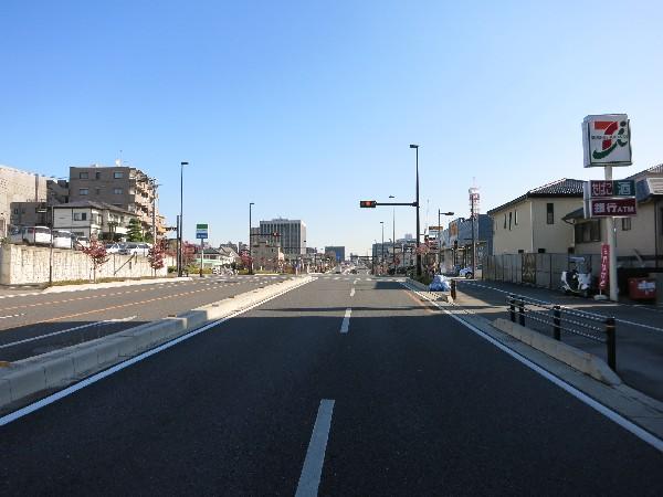 Streets around. National Highway up to 463 Route 50m newly became national highway 463 Route