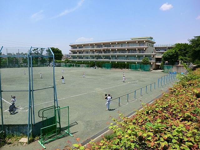 Junior high school. Motobuto 1000m until junior high school