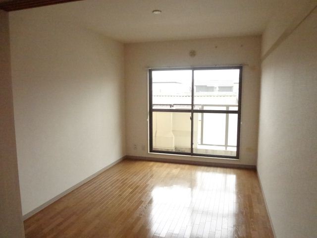 Living and room. Photo is a thing of the same floor plan of the third floor