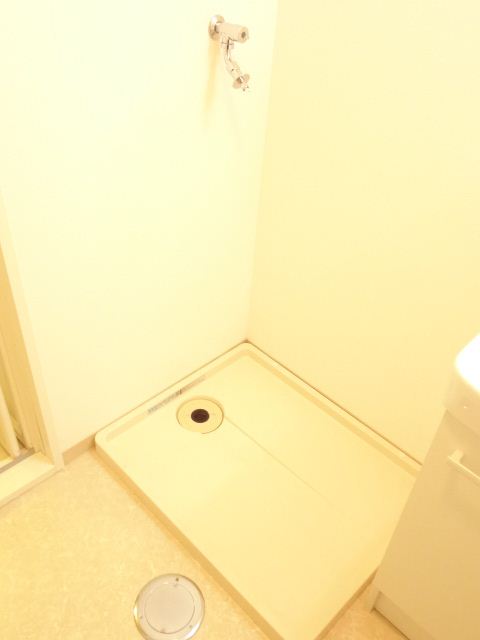 Other room space. Photo is a thing of the same floor plan of the third floor