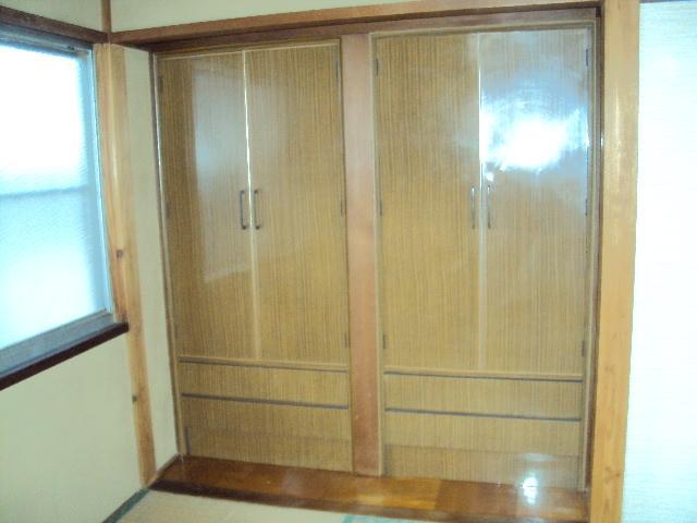 Receipt. 2F Japanese-style storage