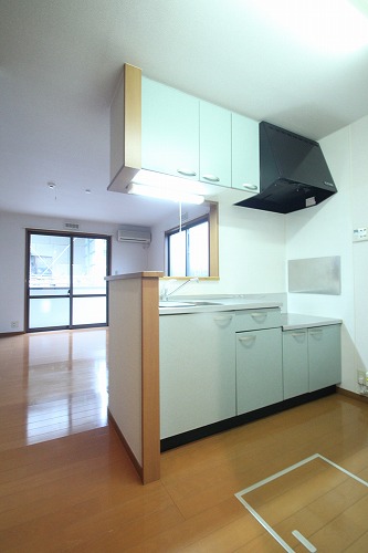 Kitchen. Apamanshop Tsurugashima shop TEL: 049-233-7511