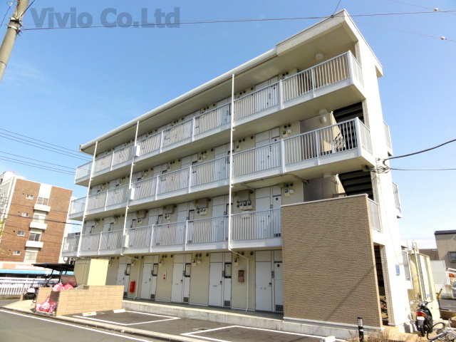 Building appearance. 4-storey building.