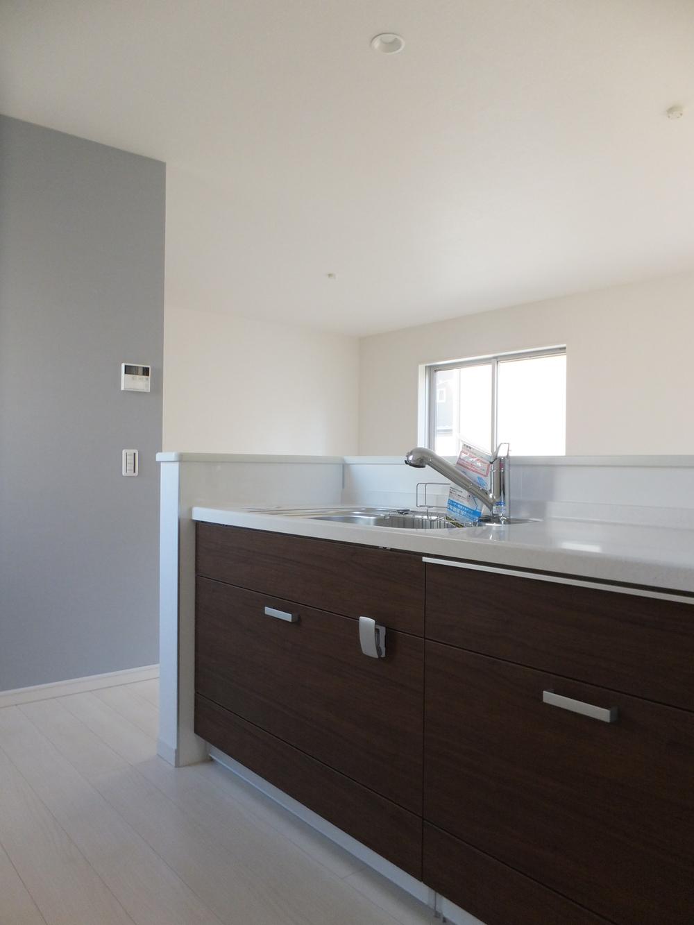 Kitchen. Local (12 May 2013) Shooting