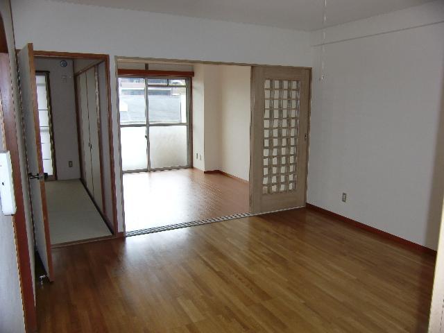 Living and room. Living