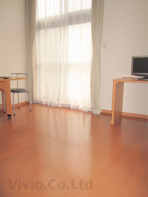 Other room space. The first floor has become a flooring.