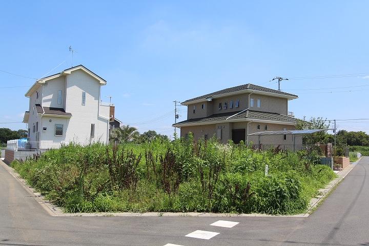 Local land photo. Local land photo 80 Building