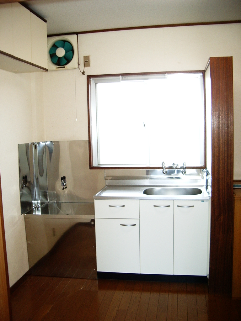 Kitchen. Two-burner gas stove installation Allowed