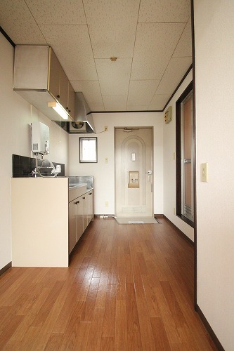 Living and room. Apamanshop Tsurugashima shop TEL: 049-233-7511