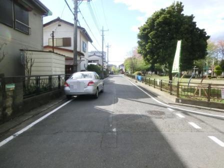 Local photos, including front road. Local (April 2013) Shooting