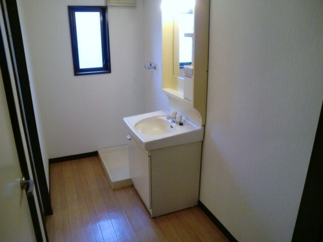 Washroom. When there is, it is convenient, Wash undressing room