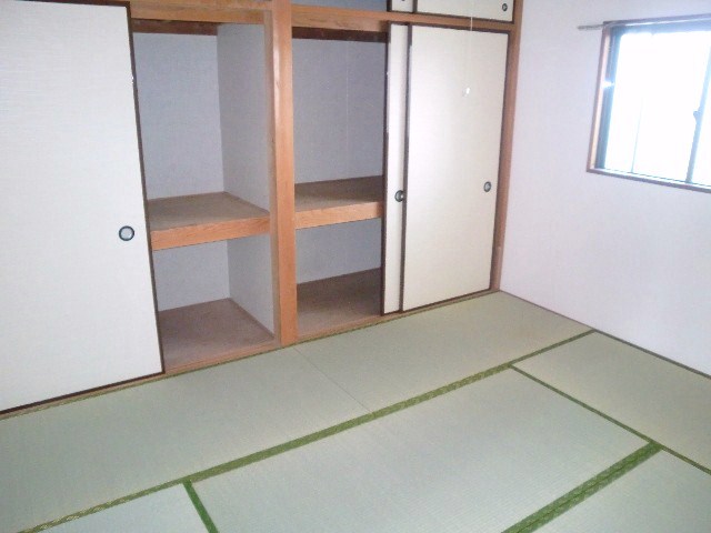 Receipt. Japanese-style storage Wealth