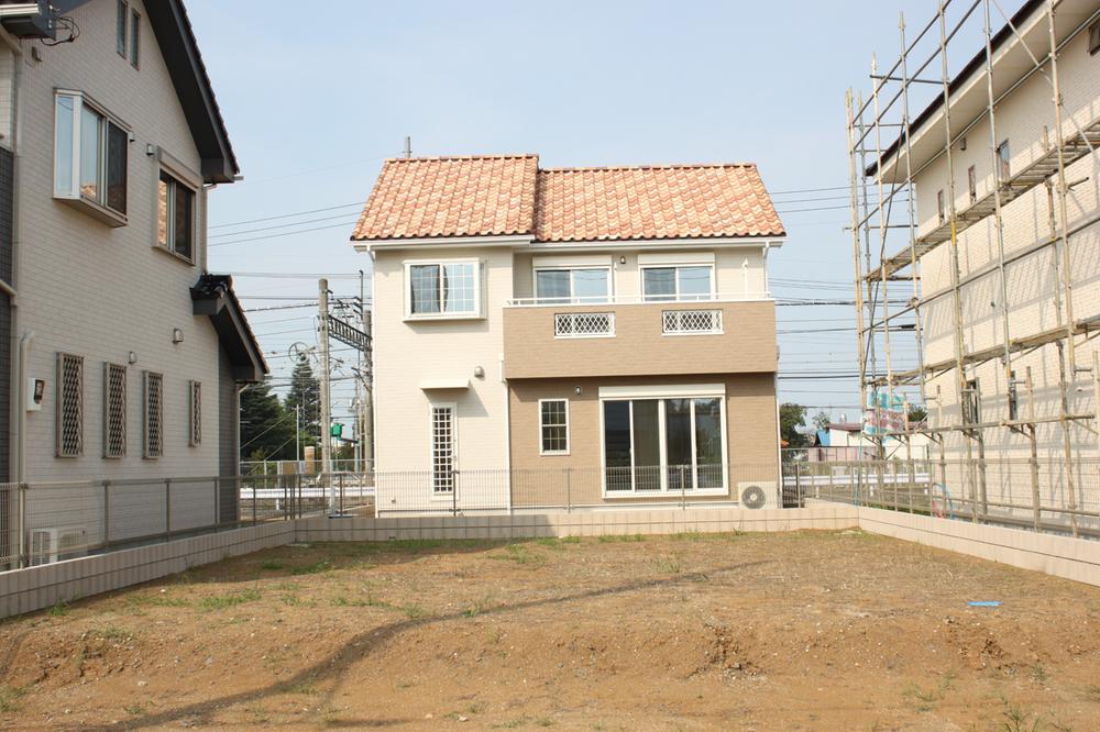 Local appearance photo. Shooting from the building south