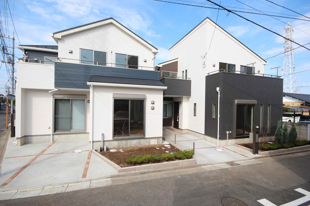 Building plan example (exterior photos). Seller example of construction (reference photograph) Free is a plan. 