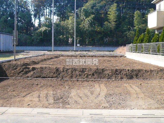 Local appearance photo. Local (11 May 2013) Shooting